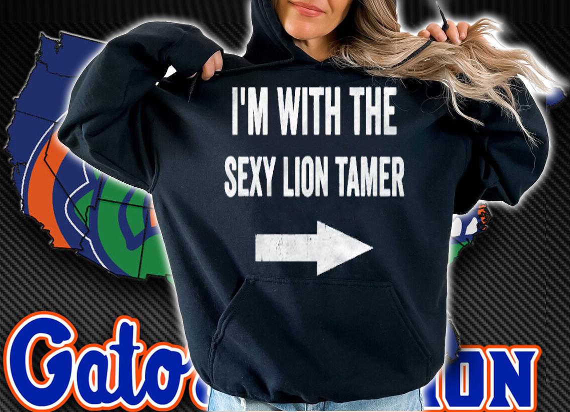 Im With The Lion Tamer Halloween Costume Shirt hoodie