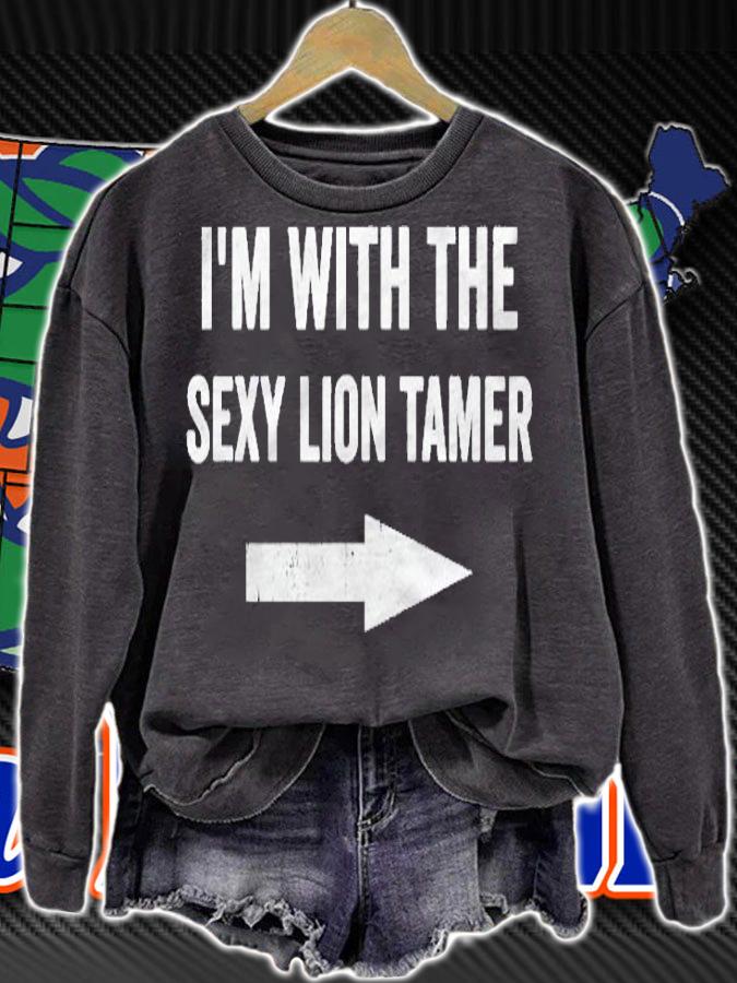 Im With The Lion Tamer Halloween Costume Shirt sweatshirt