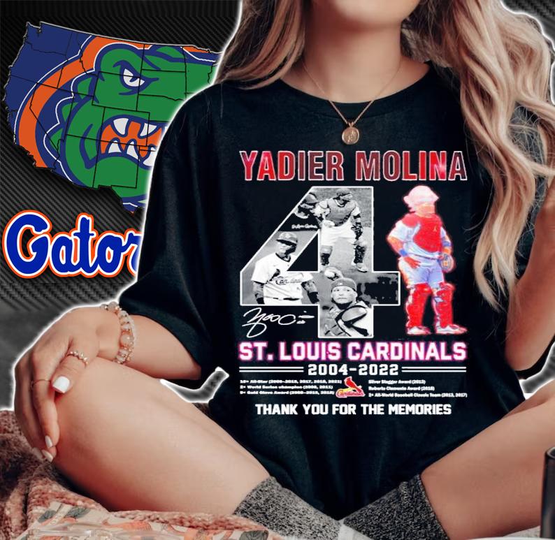 Yadier Molina St Louis Cardinals 2004-2022 signature t-shirt woman shirt